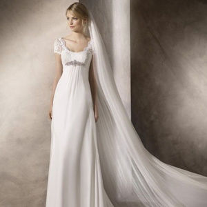 La Sposa by Pronovias Wedding Dress Hope